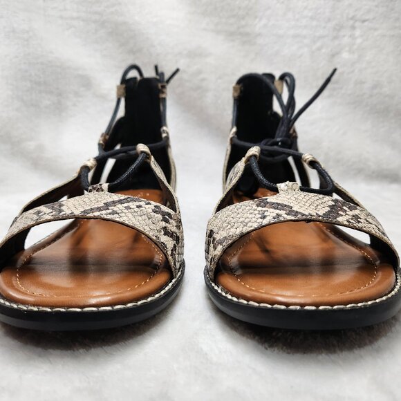 *New Low Price!* Crown Vintage Paysley Gladiator Sandals - Picture 2 of 13